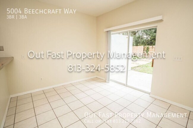 Building Photo - 5004 Beechcraft Way