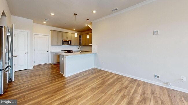 Building Photo - 2375 Stephanie Tessa Ln