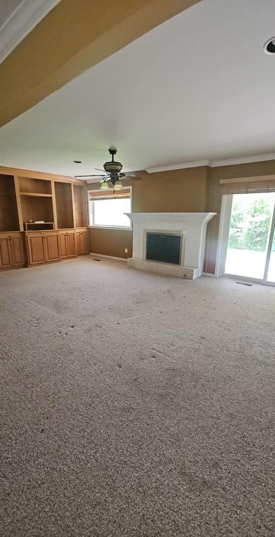Building Photo - Beautiful 3 bed home