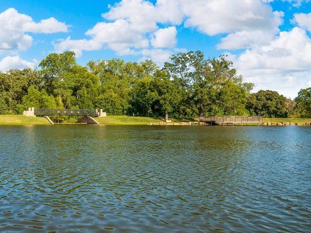 Building Photo - 408 Montpelier Dr