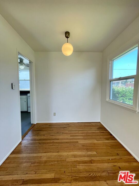 Building Photo - 5954 W 85th Pl