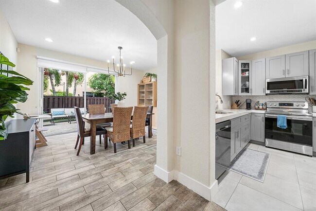 Building Photo - 3876 SW 169th Terrace