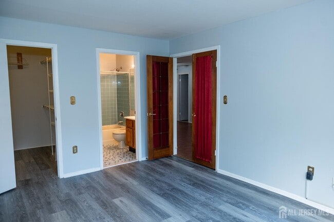 Building Photo - 2162 Ash Ct