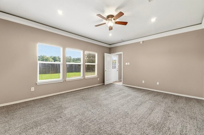 Building Photo - 11822 Green Willow Falls Dr
