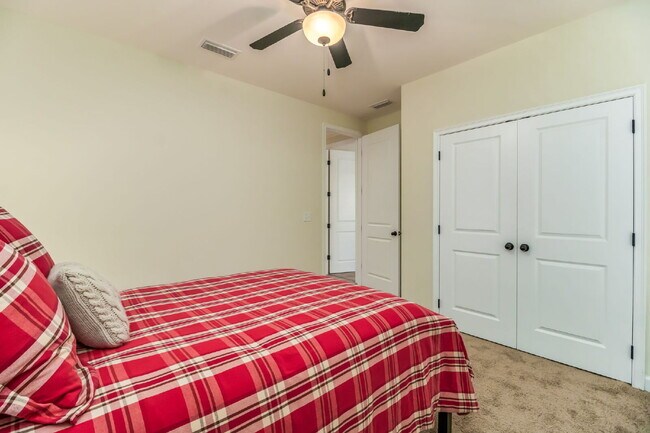 Building Photo - Beautiful 3BR / 2BA Home – Built 2019 – Fort Walton Beach