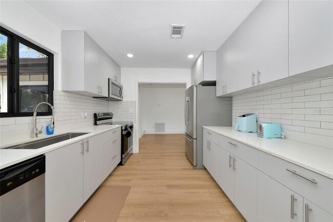 Building Photo - 2239 Worrington St