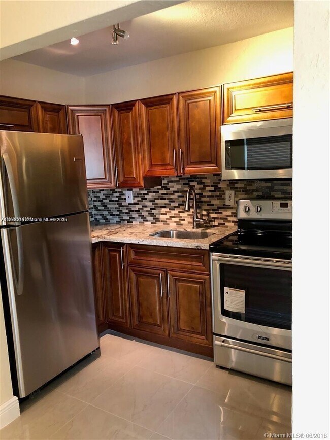 Primary Photo - 4732 SW 33rd Ave