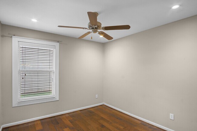 Building Photo - 9022 Durham Manor Ln