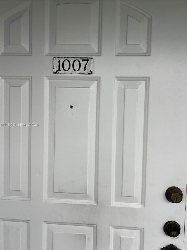 Building Photo - 18246 Mediterranean Blvd