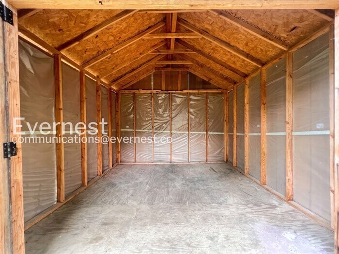 Building Photo - 6445 Collinwood Rd