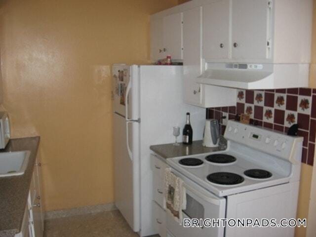 Building Photo - 7 Cypress Rd