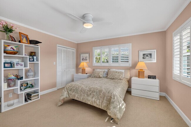 Building Photo - 2871 NE 26th Ct