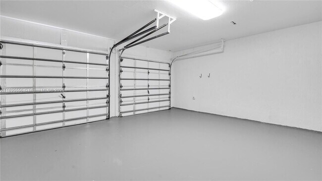 Building Photo - 17994 NW 87th Pl