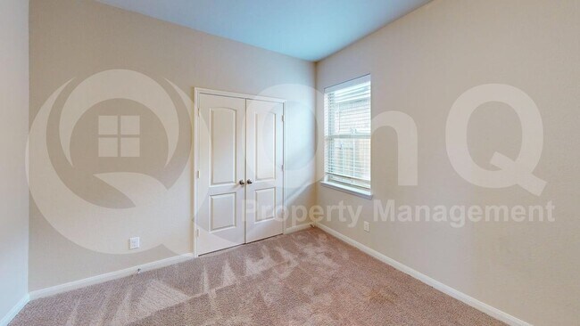Building Photo - 705 Juneberry Dr