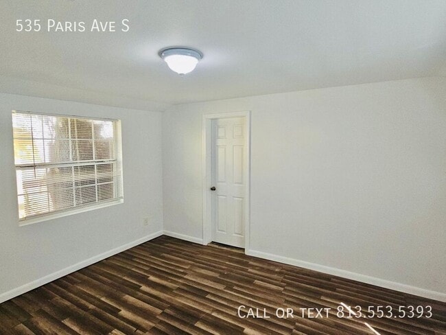 Building Photo - 535 Paris Ave S