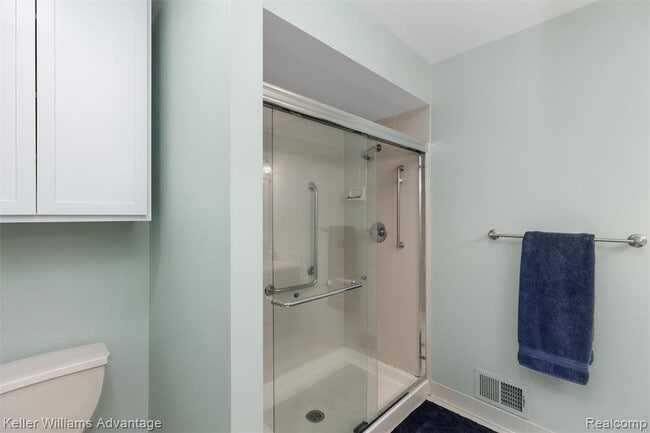 Building Photo - 2819 Monte Vista Ave