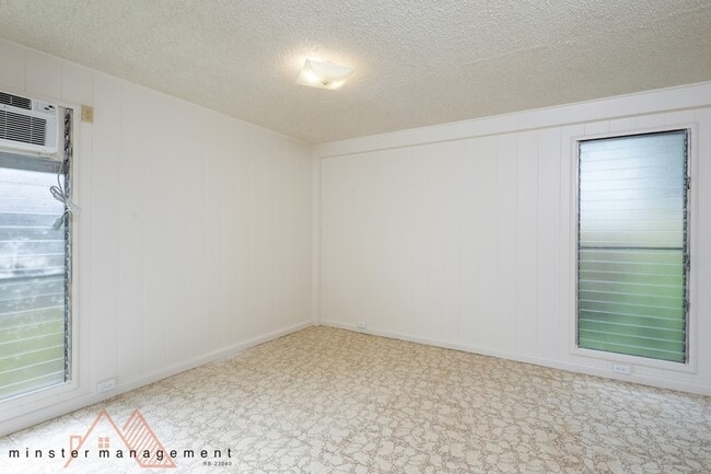 Building Photo - 1428 Ala Iolani St