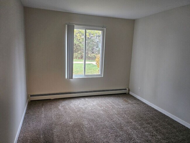 Building Photo - 1500 Light Road