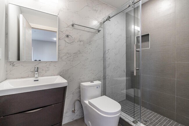 Building Photo - 2045 N College Ave