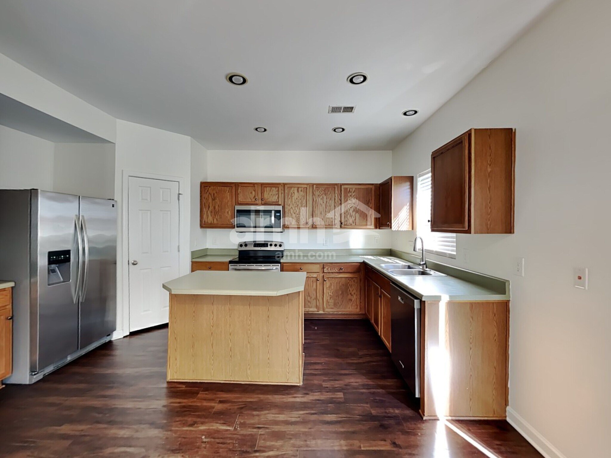 Building Photo - 3009 Gale Ct