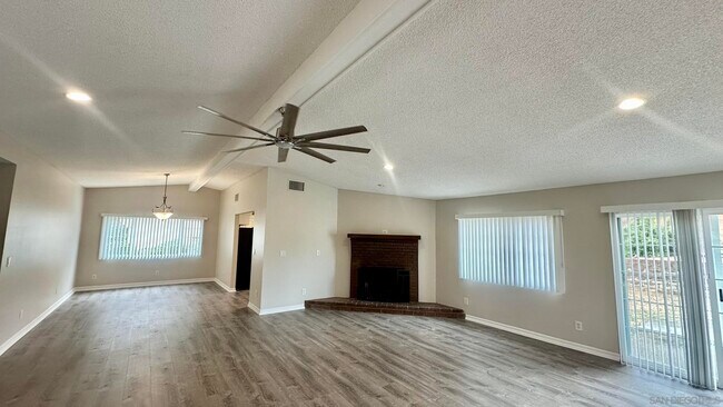 Building Photo - 16142 Dartolo Rd
