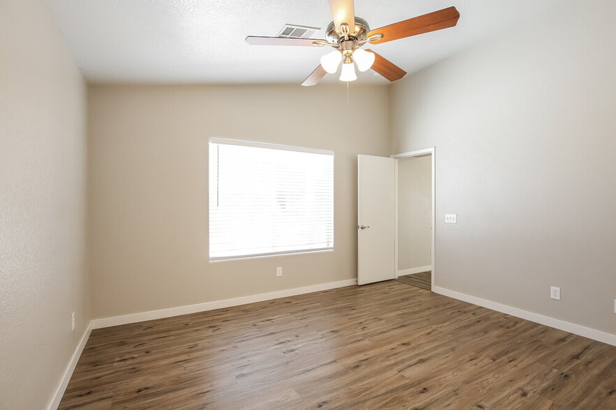 Building Photo - 3388 Termination Ct