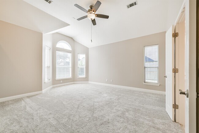 Building Photo - 1712 Hidden Brook Ln