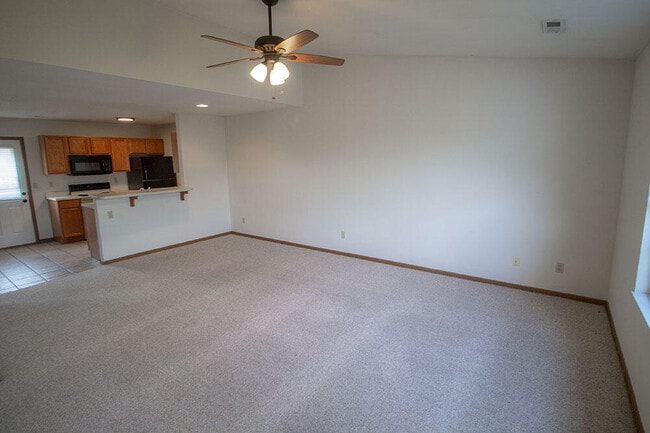 Building Photo - 1506 Typhoon Ct