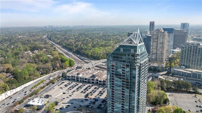 Building Photo - 3338 Peachtree Rd