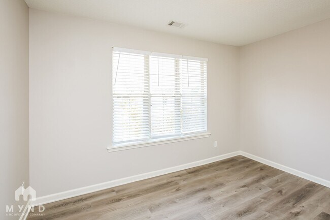 Building Photo - 707 Denver Ct