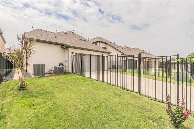 Building Photo - 8051 Sunflower Ln