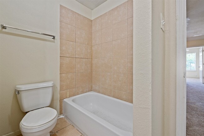 Building Photo - 6827 Dumble St