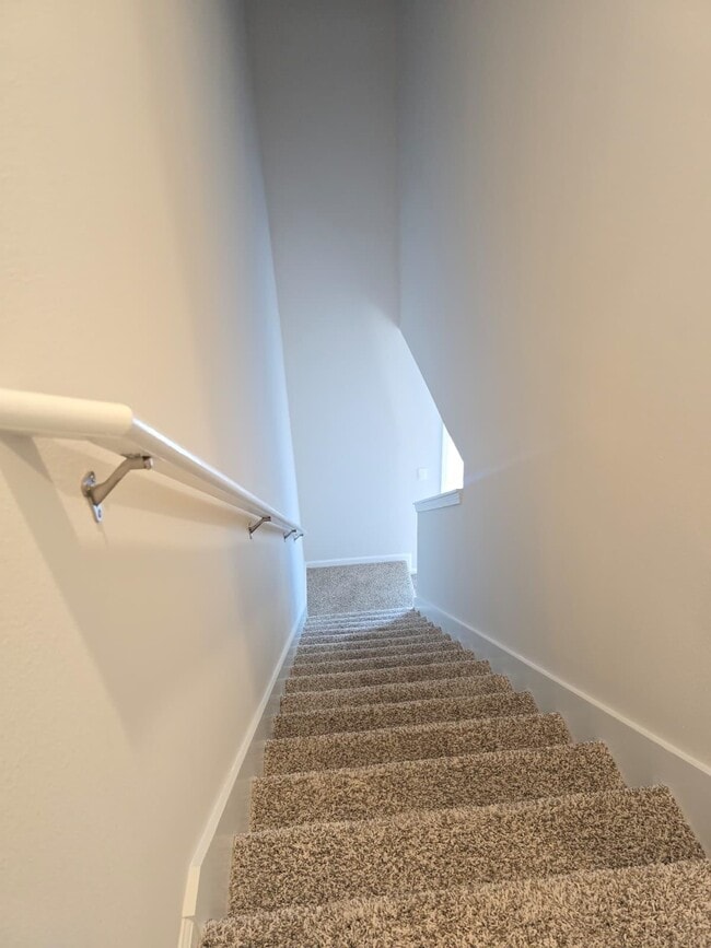 Building Photo - 190 Turpentine Dr