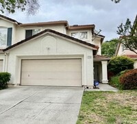 Building Photo - 1713 Crater Peak Way