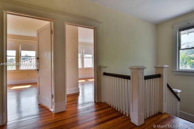 Building Photo - 2000 S Miami Ave