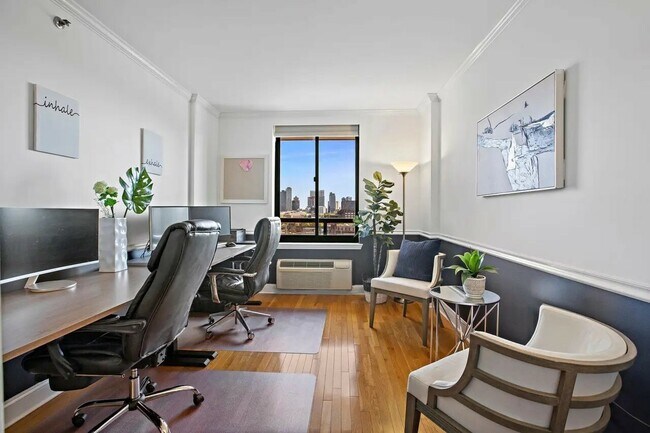 Building Photo - 415 Newark St.