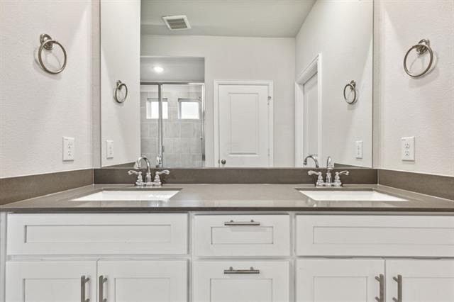 Building Photo - 1733 Barnwood Trce
