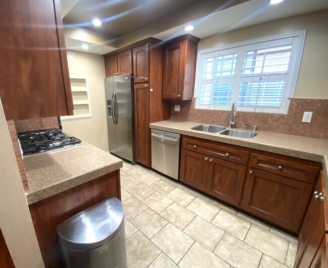 Building Photo - Completely Updated Golden Hills 3 Bdrm Plus Home!