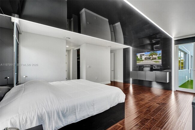 Building Photo - 10223 NW 75th Terrace