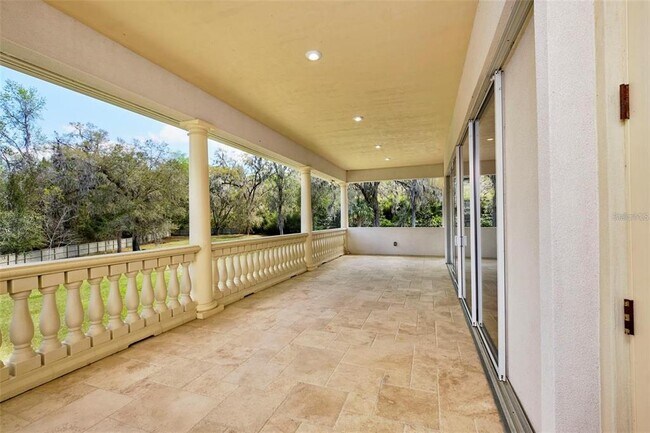 Building Photo - 8604 SW 31st Ave