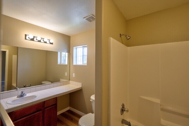 Building Photo - ARTS & CRAFTS GORGEOUS 2 STORY 3 BEDROOM + OFFICE 2.5 BATH. POOL, CLUBHOUSE, TENNIS INCLUDED!