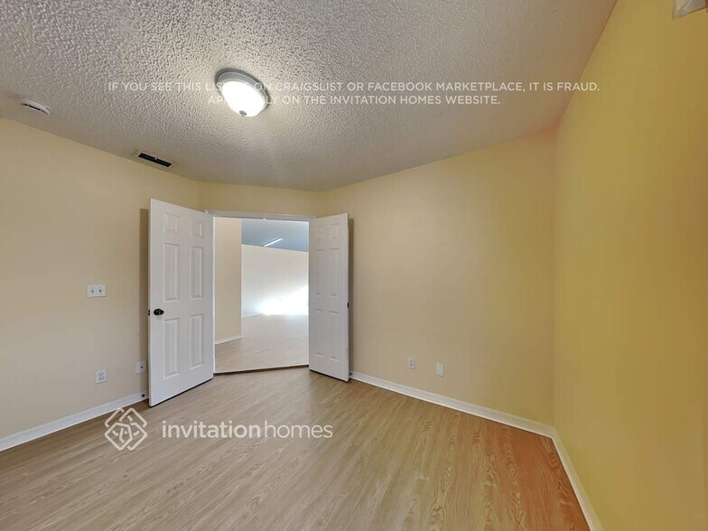 Building Photo - 18206 SW 4th St