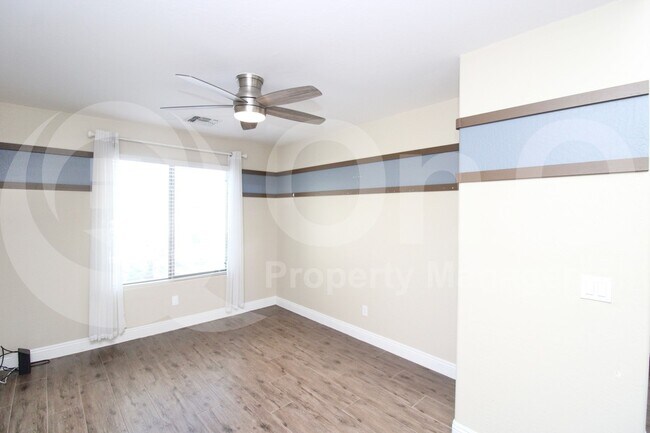 Building Photo - 25835 W Whyman St