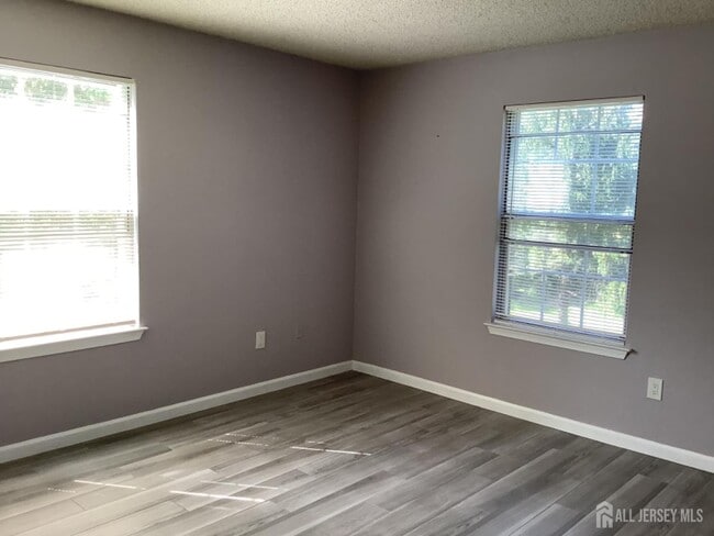Building Photo - 336 Wimbeldon Ct