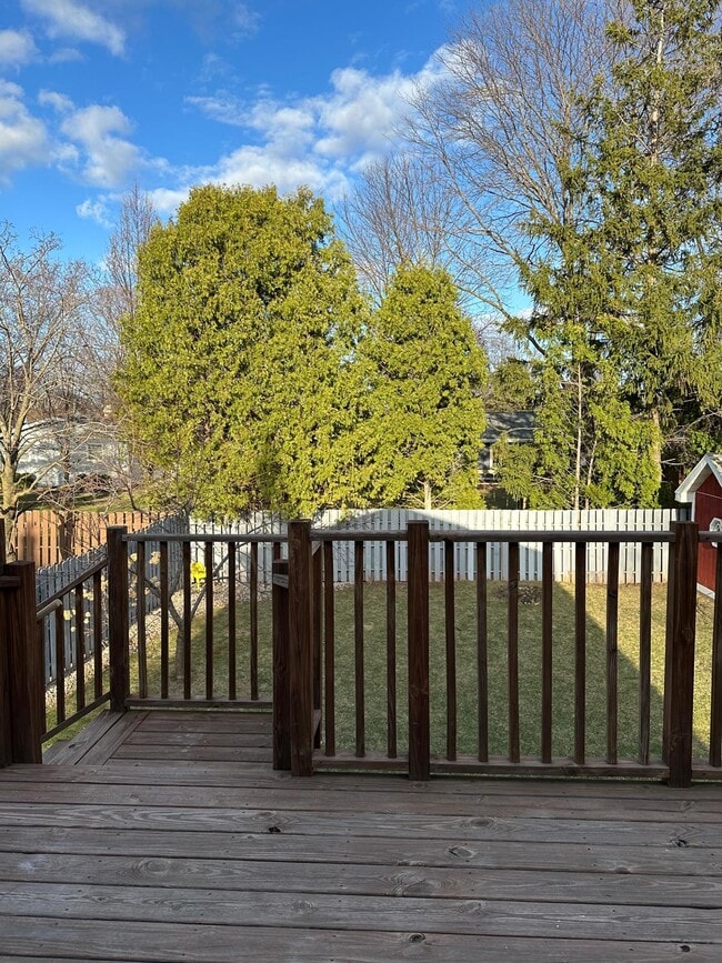 Building Photo - 1414 S Rebecca Ln