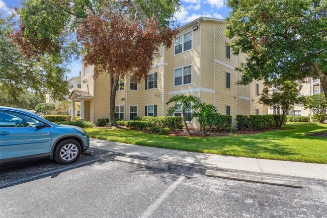 Building Photo - 18332 Bridle Club Dr