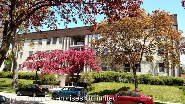 Interior Photo - Stowell House Apartments