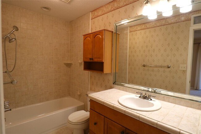 Building Photo - 7911 Fawn Terrace Dr