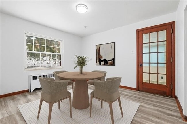 Building Photo - 3841 Lawnview Ave