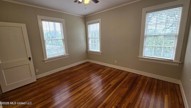 Building Photo - 785 Pinehurst St
